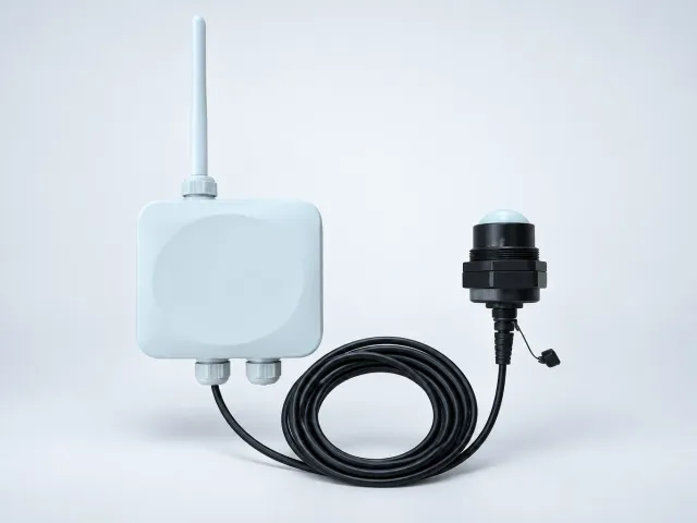 Herdwize radar water-level sensor with its LoRa enclosure and cable